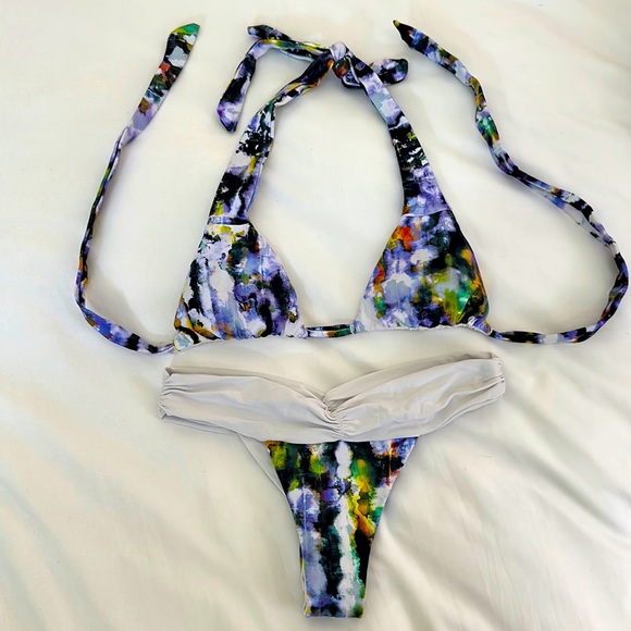 Poema bikini - Picture 1 of 3